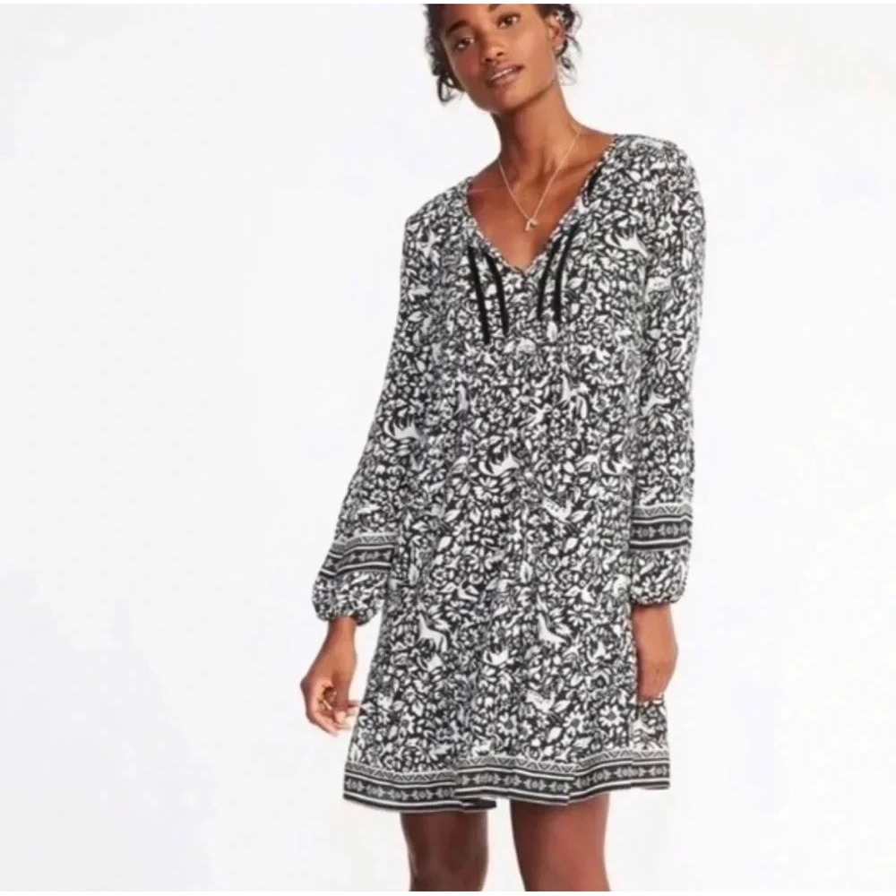 Old Navy Black White Floral Animal Print Tunic Dress Size L Prairie Woodland